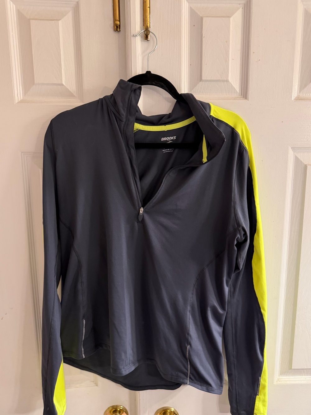 Brooks Men's Dark Gray Half-Zip Running Top High Vis